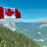 canada-flag-mountain-view